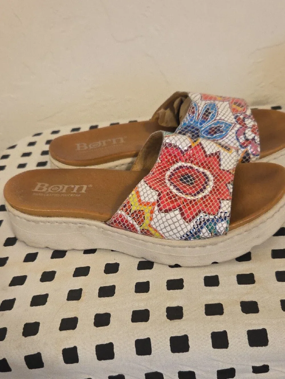Born Multi-Color Floral Slide Mules - Picture 3 of 4
